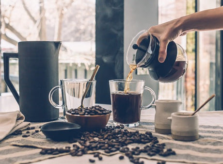 Comparing Coffee Bags With Valves vs. Coffee Bags Without Valves